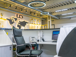 Менеджер по сопровождению клиентов